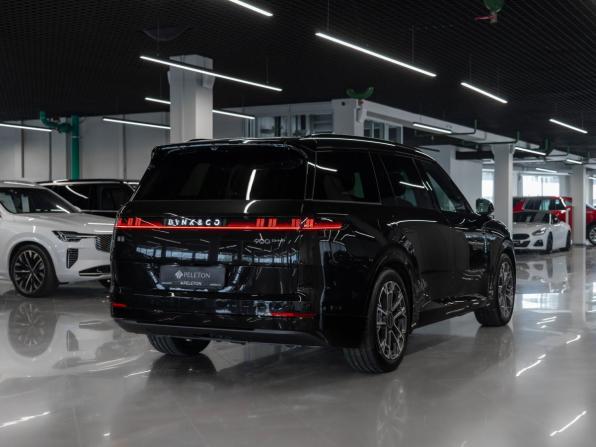 Lynk &amp; Co 900 с пробегом 2026 года, цена 8 400 000 рублей, 25 км, внедорожник, Автокод Объявления