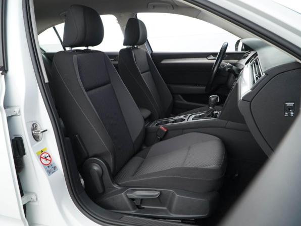 Volkswagen Passat B8 с пробегом 2018 года, цена 1 598 055 рублей, 152275 км, седан, Автокод Объявления