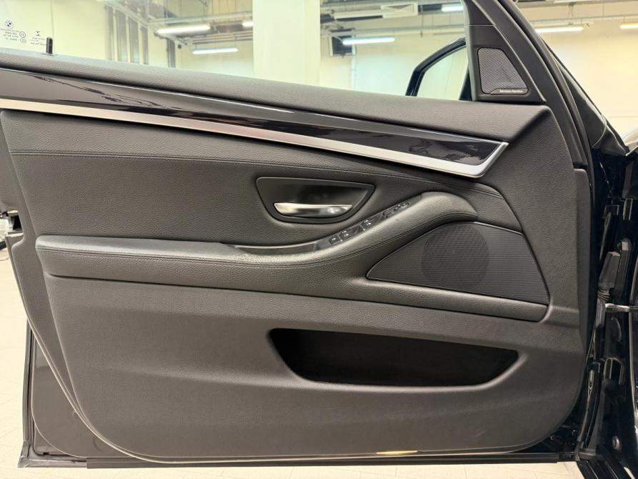 BMW 5 серии VI (F10/F11/F07) Рестайлинг Санкт-Петербург  - изображение 11