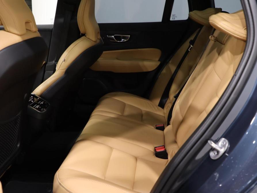 Volvo V60 Cross Country II Санкт-Петербург  - изображение 20
