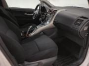 Toyota Auris I Альметьевск  - изображение 40