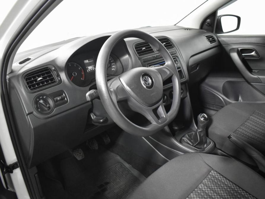 Volkswagen Polo V Рестайлинг Санкт-Петербург  - изображение 10