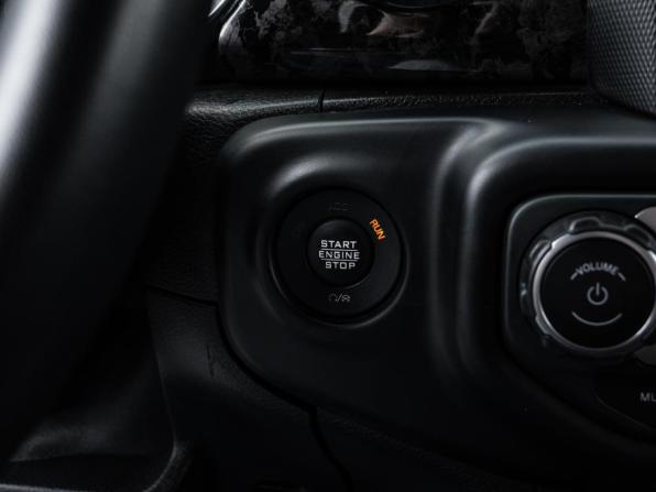 Jeep Wrangler IV (JL) с пробегом 2020 года, цена 4 880 000 рублей, 79780 км, внедорожник, Автокод Объявления