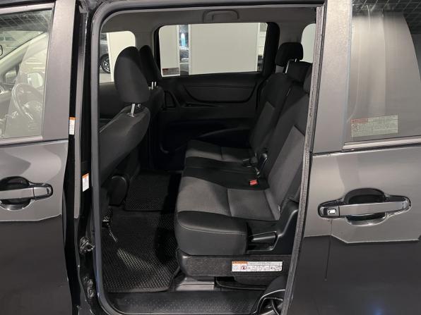 Toyota Sienta II Рестайлинг с пробегом 2020 года, цена 1 859 000 рублей, 66650 км, компактвэн, Автокод Объявления