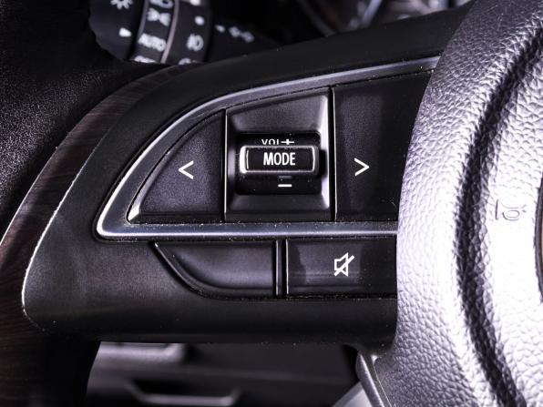 Suzuki Ertiga II с пробегом 2022 года, цена 2 030 000 рублей, 60020 км, компактвэн, Автокод Объявления