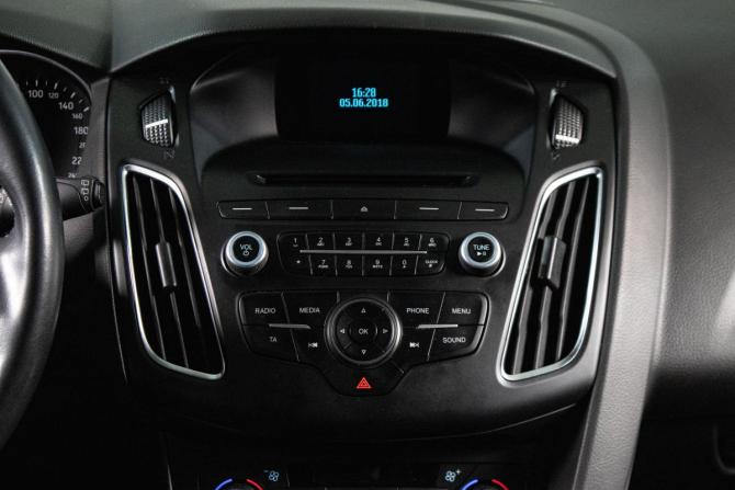 Ford Focus III Рестайлинг с пробегом 2018 года, цена 1 219 000 рублей, 83050 км, хэтчбек, Автокод Объявления