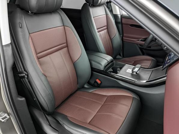 Land Rover Range Rover Evoque II Рестайлинг с пробегом 2024 года, цена 5 500 000 рублей, 13217 км, внедорожник, Автокод Объявления