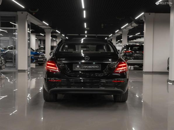 Mercedes-Benz E-Класс V (W213 S213 C238) с пробегом 2017 года, цена 2 500 000 рублей, 122945 км, седан, Автокод Объявления