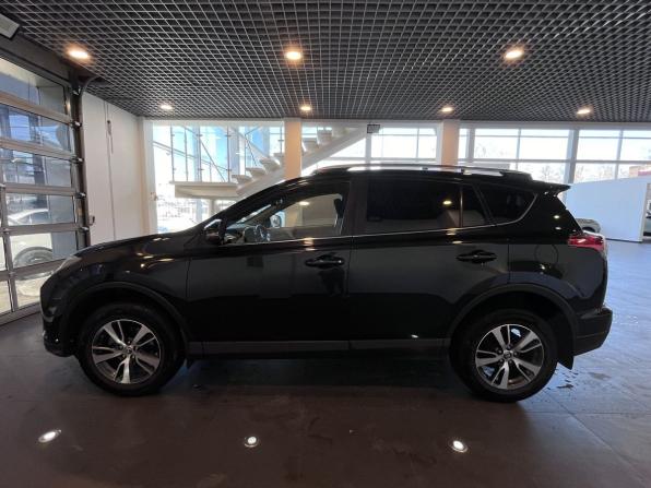 Toyota RAV4 IV (XA40) Рестайлинг с пробегом 2018 года, цена 2 299 000 рублей, 114153 км, внедорожник, Автокод Объявления