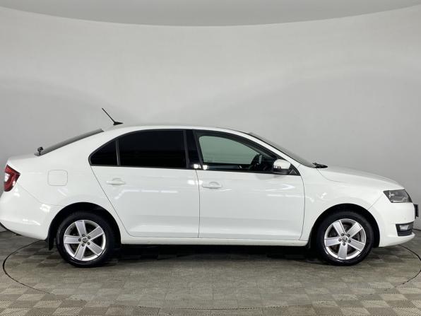 Skoda Rapid I Рестайлинг с пробегом 2019 года, цена 1 550 000 рублей, 86735 км, лифтбек, Автокод Объявления