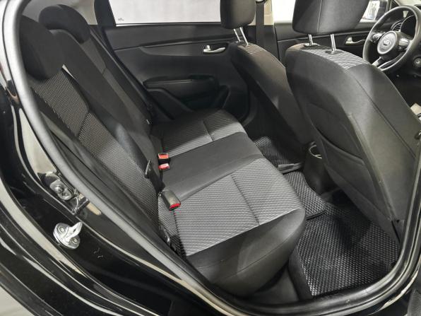 Kia Rio IV с пробегом 2018 года, цена 1 390 000 рублей, 113941 км, седан, Автокод Объявления