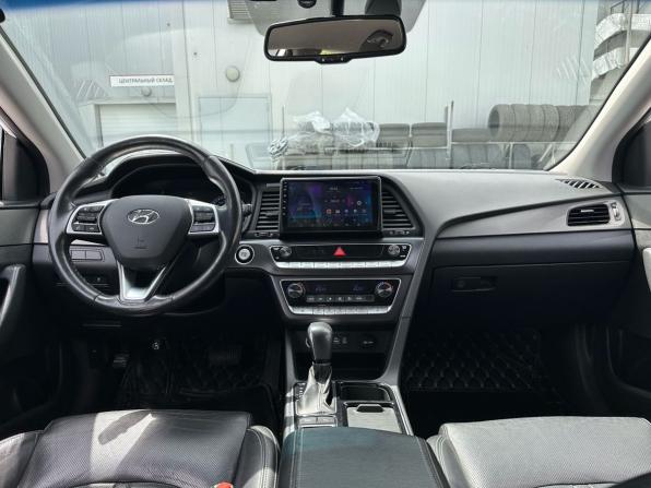 Hyundai Sonata VII (LF) Рестайлинг с пробегом 2019 года, цена 1 899 900 рублей, 102380 км, седан, Автокод Объявления