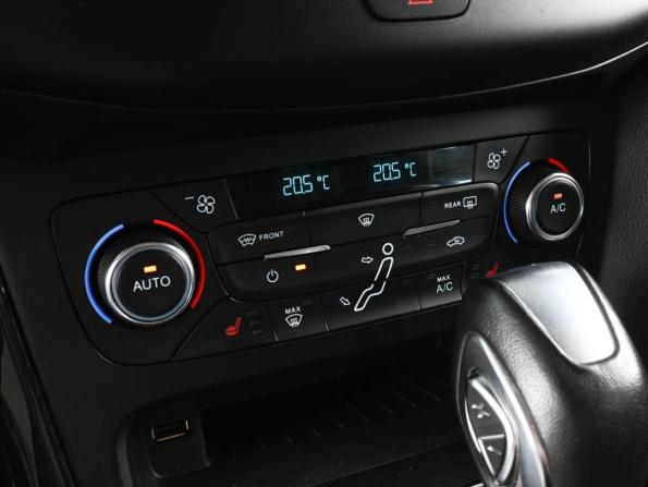 Ford Focus III Рестайлинг с пробегом 2017 года, цена 1 169 000 рублей, 110924 км, седан, Автокод Объявления