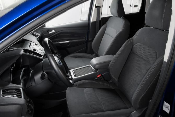 Ford Kuga II Рестайлинг с пробегом 2019 года, цена 1 499 000 рублей, 189000 км, внедорожник, Автокод Объявления
