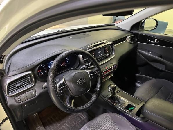Kia Sorento III Prime Рестайлинг с пробегом 2019 года, цена 2 179 000 рублей, 122471 км, внедорожник, Автокод Объявления