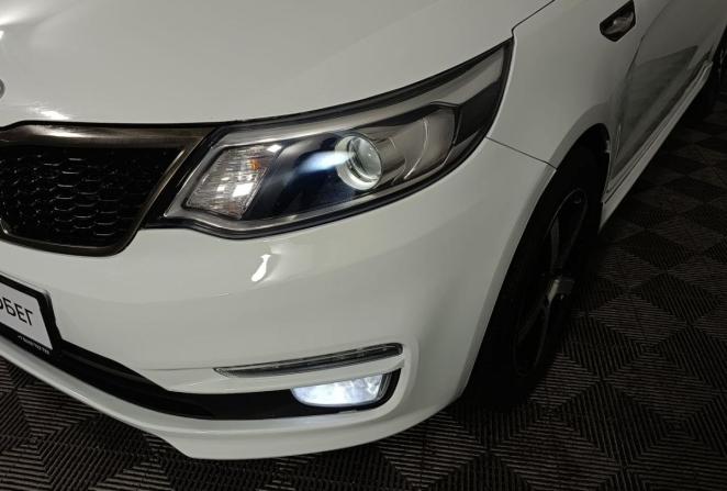 Kia Rio III Рестайлинг с пробегом 2016 года, цена 1 030 000 рублей, 179250 км, седан, Автокод Объявления