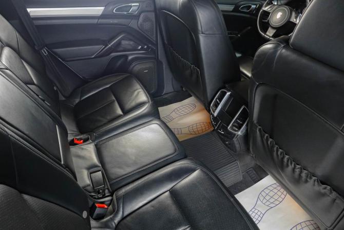 Porsche Cayenne II (958) с пробегом 2012 года, цена 2 069 000 рублей, 169000 км, внедорожник, Автокод Объявления