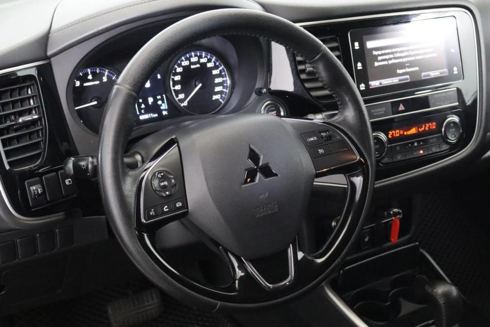 Mitsubishi Outlander III Рестайлинг 3 Санкт-Петербург  - изображение 7