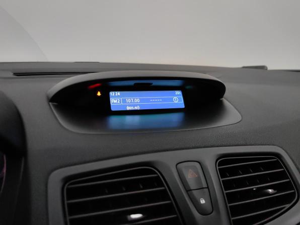Renault Fluence I Рестайлинг с пробегом 2013 года, цена 519 000 рублей, 228702 км, седан, Автокод Объявления
