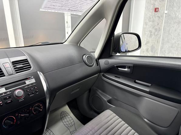 Suzuki SX4 I (Classic) Рестайлинг с пробегом 2013 года, цена 1 065 000 рублей, 97000 км, хэтчбек, Автокод Объявления
