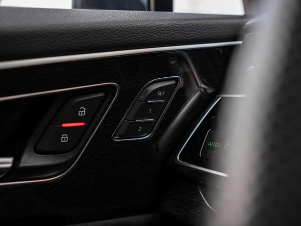 Audi Q7 II (4M) Рестайлинг с пробегом 2020 года, цена 6 299 000 рублей, 142009 км, внедорожник, Автокод Объявления