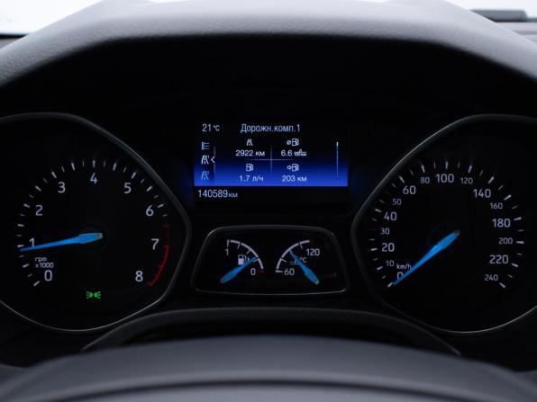 Ford Focus III Рестайлинг с пробегом 2019 года, цена 1 289 000 рублей, 140588 км, универсал, Автокод Объявления