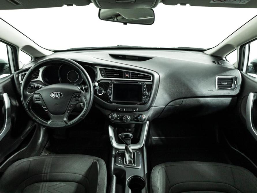 Kia Ceed II Рестайлинг Санкт-Петербург  - изображение 13