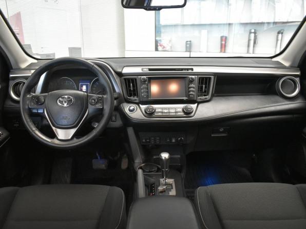 Toyota RAV4 IV (XA40) Рестайлинг с пробегом 2018 года, цена 2 435 000 рублей, 155500 км, внедорожник, Автокод Объявления