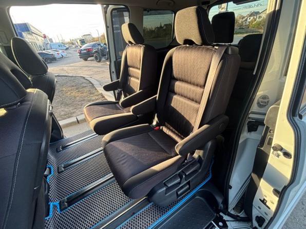Nissan Serena V (C27) с пробегом 2018 года, цена 1 800 000 рублей, 200000 км, минивэн, Автокод Объявления