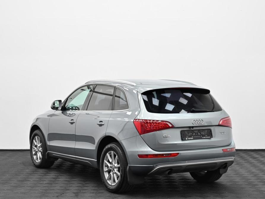 Audi Q5 I (8R) Москва  - изображение 2