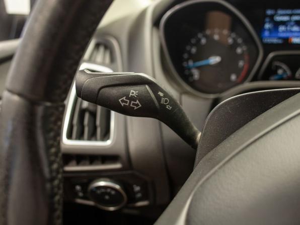 Ford Focus III Рестайлинг с пробегом 2016 года, цена 930 000 рублей, 173702 км, хэтчбек, Автокод Объявления