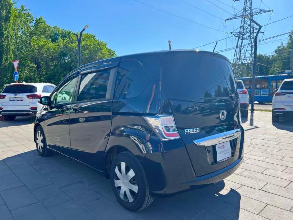Honda Freed I Рестайлинг с пробегом 2012 года, цена 1 160 000 рублей, 163197 км, компактвэн, Автокод Объявления