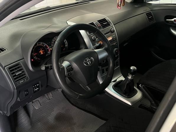 Toyota Corolla X (E140 E150) Рестайлинг с пробегом 2011 года, цена 960 000 рублей, 189308 км, седан, Автокод Объявления