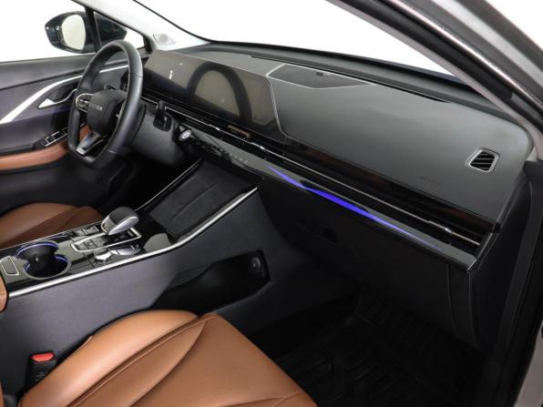 Omoda C5 I с пробегом 2023 года, цена 1 999 000 рублей, 20000 км, внедорожник, Автокод Объявления
