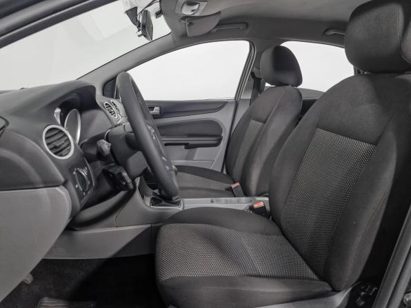 Ford Focus II Рестайлинг с пробегом 2010 года, цена 585 000 рублей, 100111 км, хэтчбек, Автокод Объявления