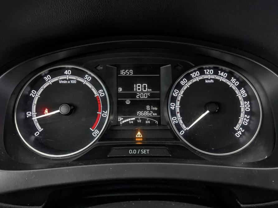 Skoda Rapid I Рестайлинг Москва  - изображение 16