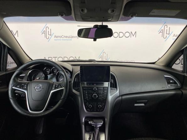 Opel Astra J Рестайлинг с пробегом 2013 года, цена 749 000 рублей, 184807 км, седан, Автокод Объявления