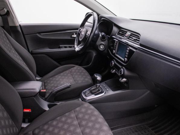Kia Rio IV с пробегом 2018 года, цена 1 360 000 рублей, 158847 км, хэтчбек, Автокод Объявления