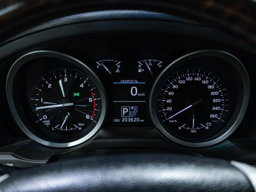 Toyota Land Cruiser 200 Series Рестайлинг 1 Санкт-Петербург  - изображение 11