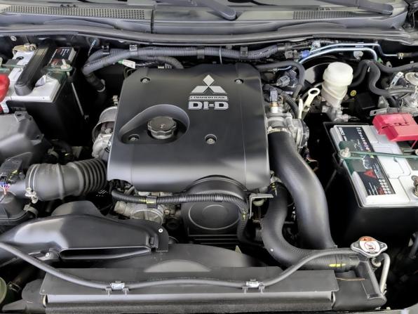 Mitsubishi Pajero Sport II Рестайлинг с пробегом 2015 года, цена 2 100 000 рублей, 153947 км, внедорожник, Автокод Объявления