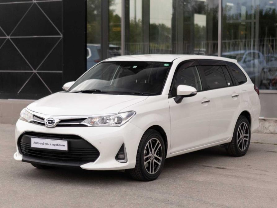 Toyota Corolla XI (E160 E170) Рестайлинг 2 Новосибирск  - изображение 1