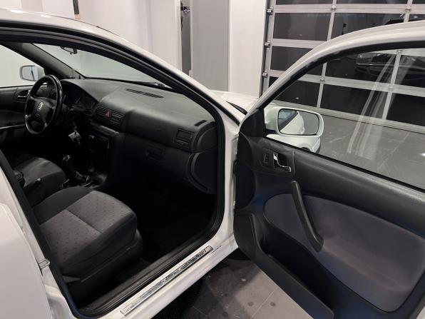 Skoda Octavia II (A5) Рестайлинг с пробегом 2009 года, цена 492 000 рублей, 273383 км, лифтбек, Автокод Объявления