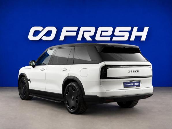 Zeekr 9X с пробегом 2025 года, цена 9 980 444 рубля, 5776 км, внедорожник, Автокод Объявления