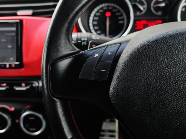 Alfa Romeo Giulietta III с пробегом 2011 года, цена 1 180 000 рублей, 90798 км, хэтчбек, Автокод Объявления