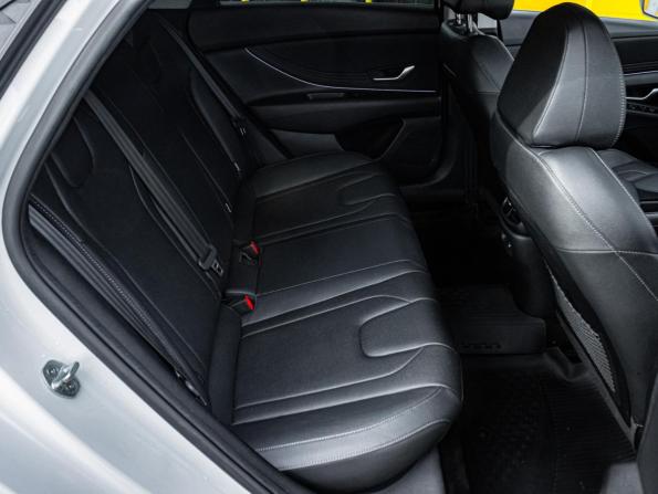Hyundai Elantra VII (CN7) Рестайлинг с пробегом 2023 года, цена 1 990 999 рублей, 62150 км, седан, Автокод Объявления