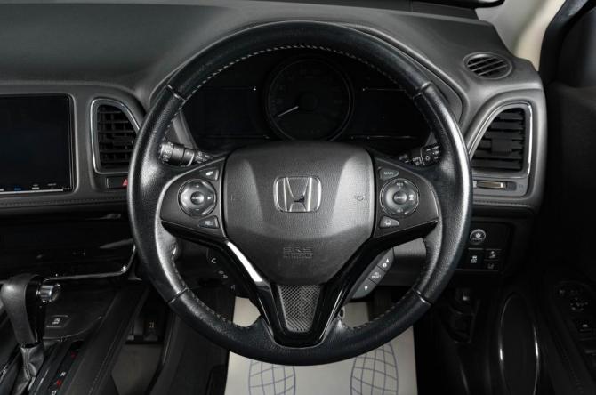 Honda Vezel I Рестайлинг с пробегом 2019 года, цена 1 799 000 рублей, 130000 км, внедорожник, Автокод Объявления
