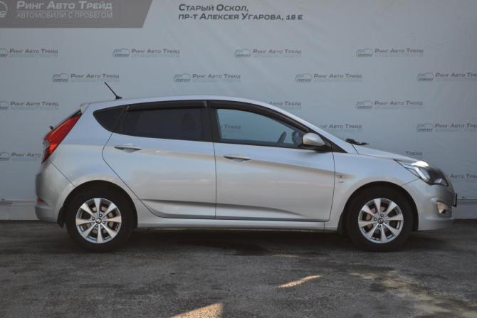 Hyundai Solaris I Рестайлинг с пробегом 2014 года, цена 990 000 рублей, 139750 км, хэтчбек, Автокод Объявления