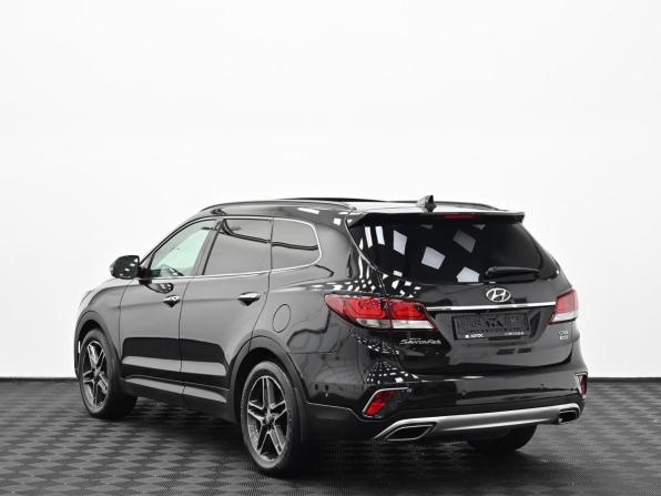 Hyundai Santa Fe III Рестайлинг с пробегом 2018 года, цена 2 349 000 рублей, 116000 км, внедорожник, Автокод Объявления