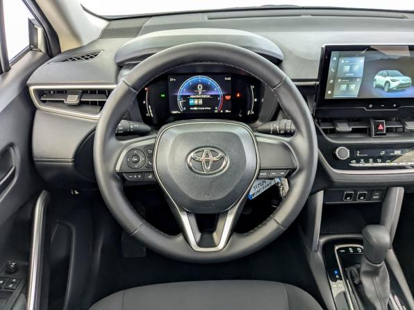 Toyota Frontlander с пробегом 2024 года, цена 3 045 000 рублей, 13865 км, внедорожник, Автокод Объявления