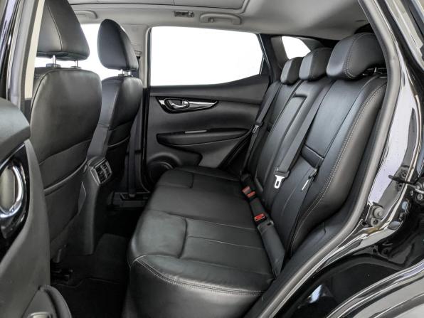 Nissan Qashqai II с пробегом 2017 года, цена 1 995 000 рублей, 73832 км, внедорожник, Автокод Объявления